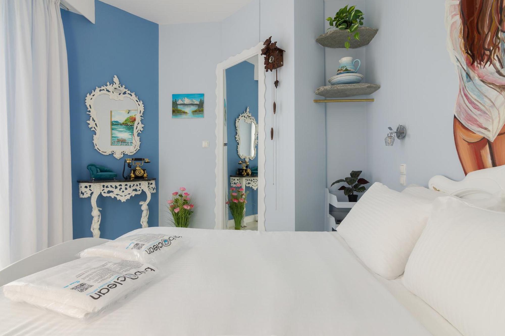 Wonderful Renovated Apartment With Private Patio Athens Ngoại thất bức ảnh